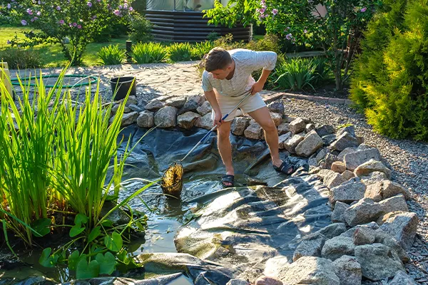 pond cleaning